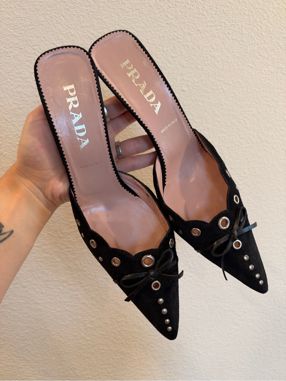 Vintage S/S 2002 Prada Suede and grommet Mule Kitten heels size 41